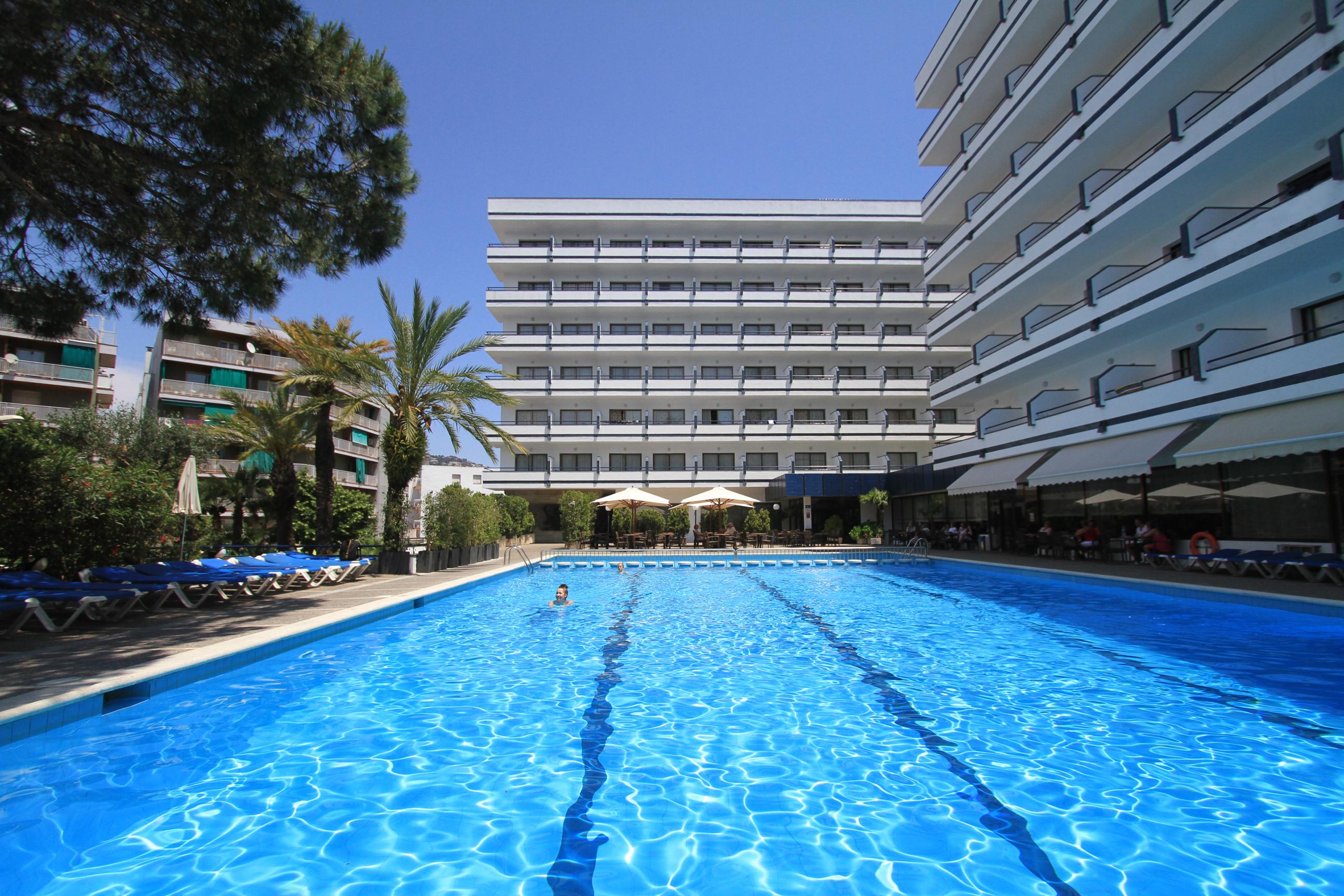 Hotel Gran Garbi & Aquasplash يوريت دي مار المظهر الخارجي الصورة