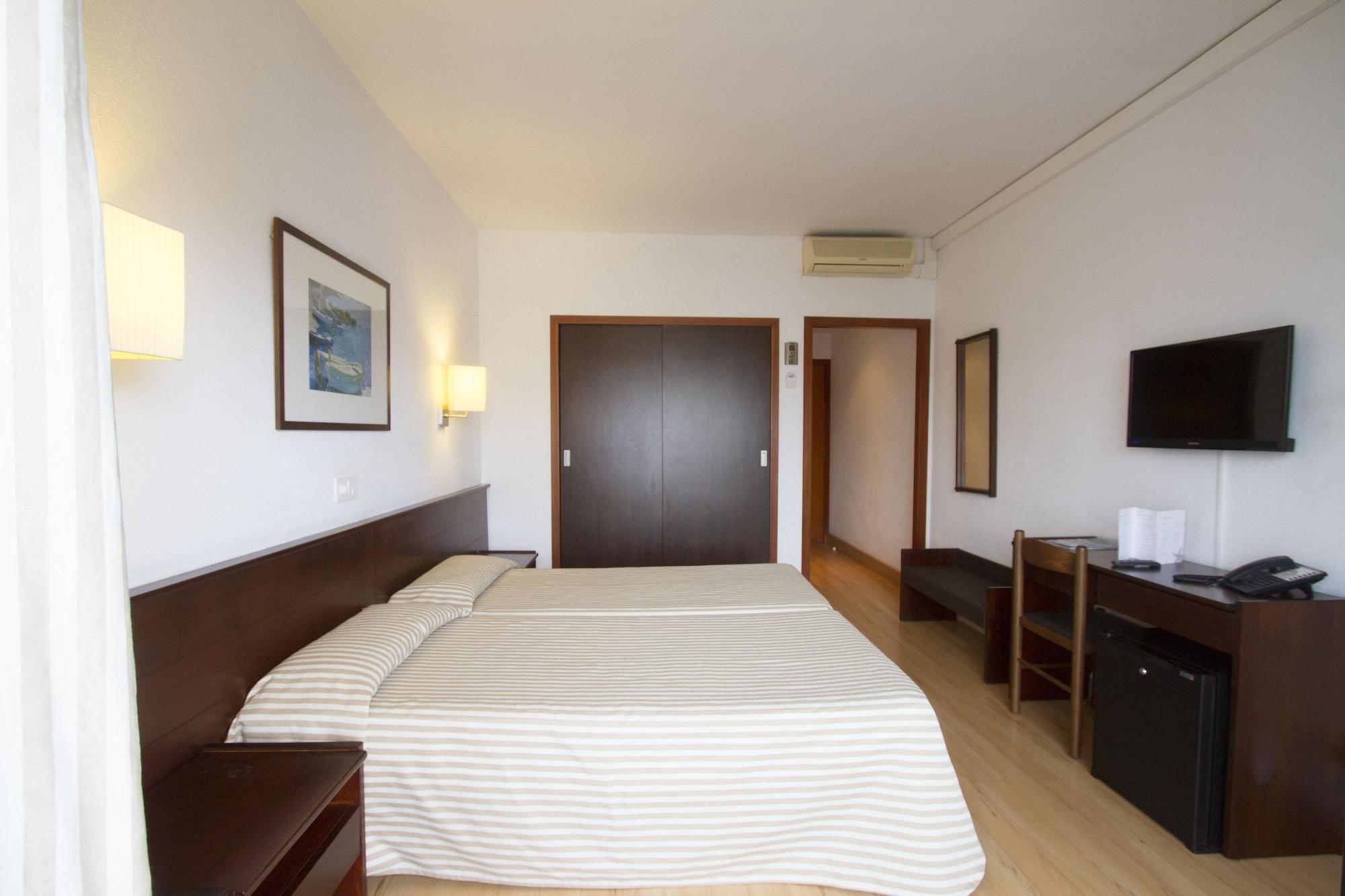 Hotel Gran Garbi & Aquasplash يوريت دي مار المظهر الخارجي الصورة