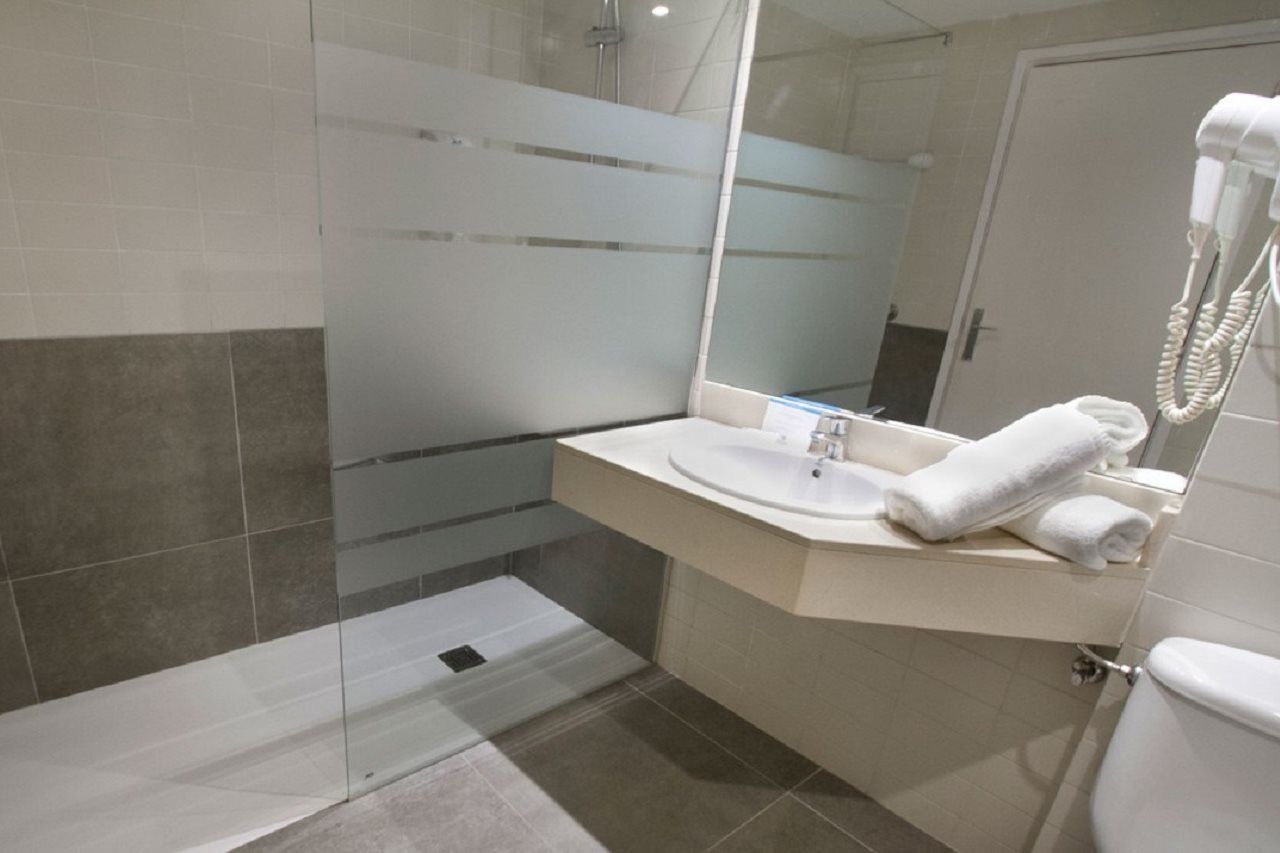 Hotel Gran Garbi & Aquasplash يوريت دي مار المظهر الخارجي الصورة